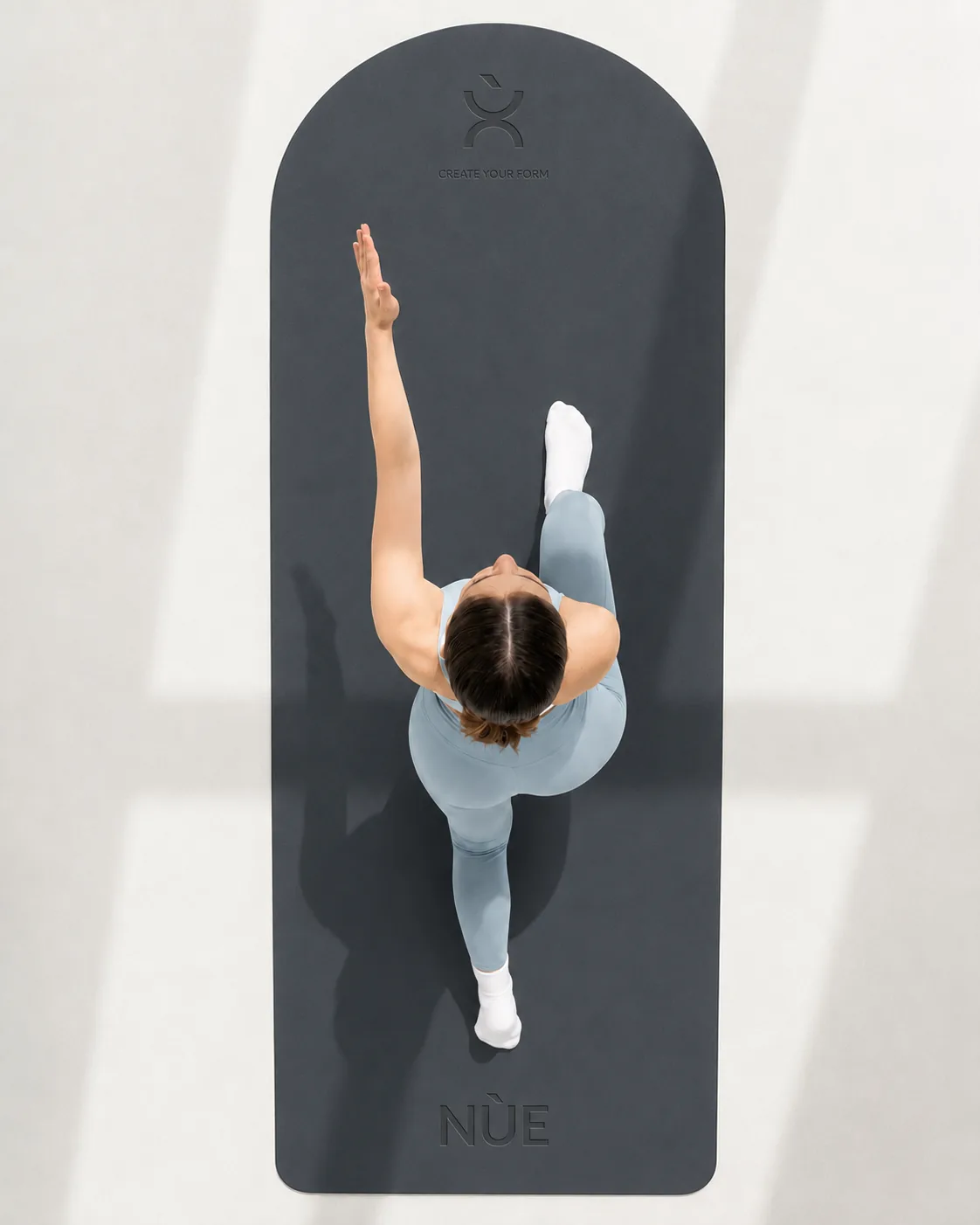 NÙE graphite yoga mat
