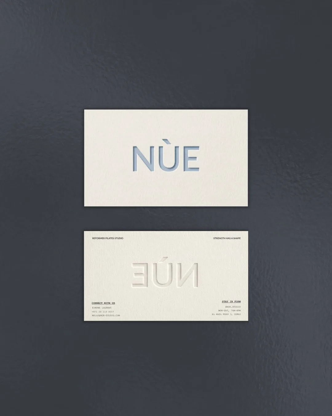 NÙE business cards